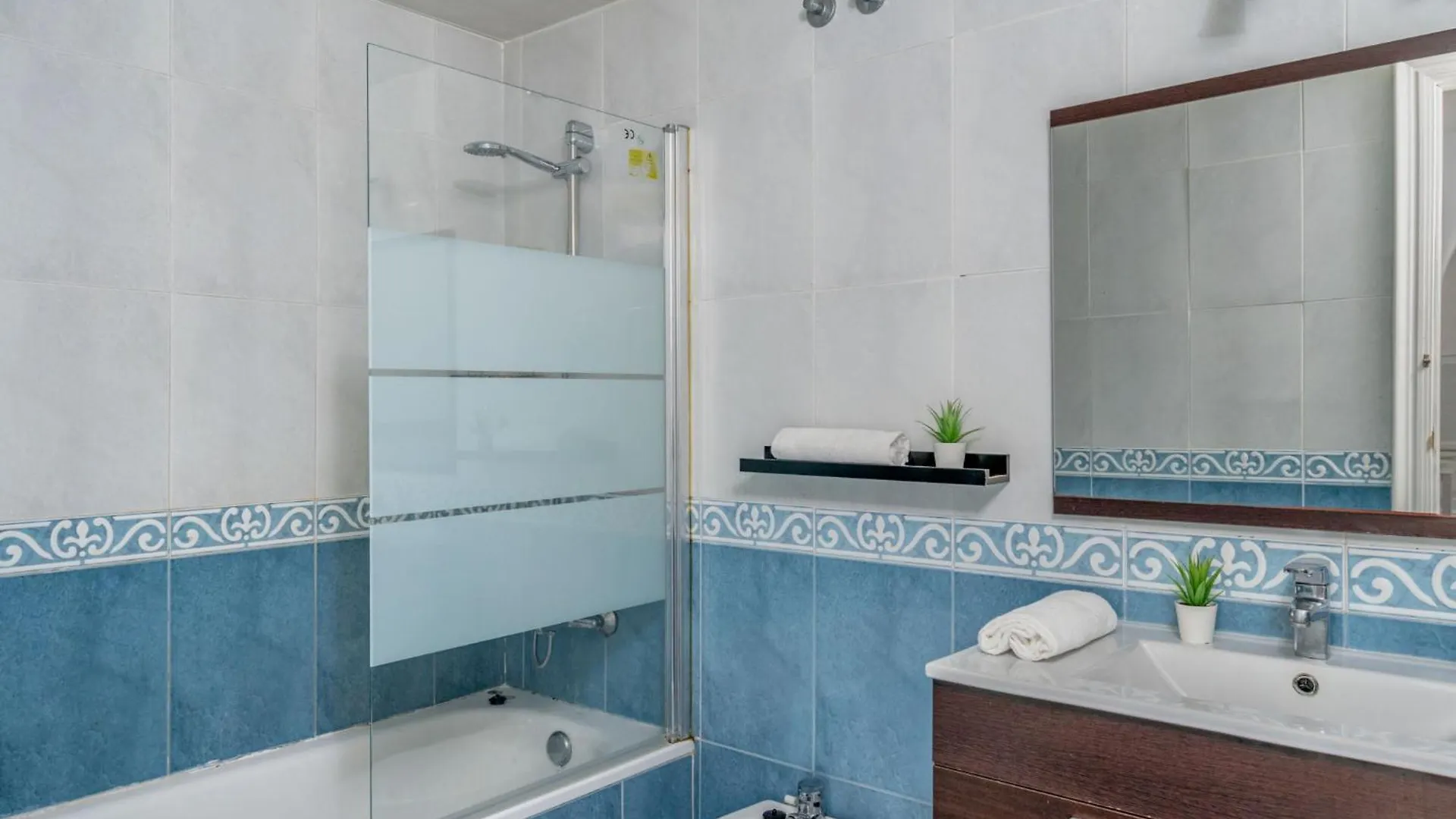 Apartment Campos De Guadalmina By Interhome マルベーリャ