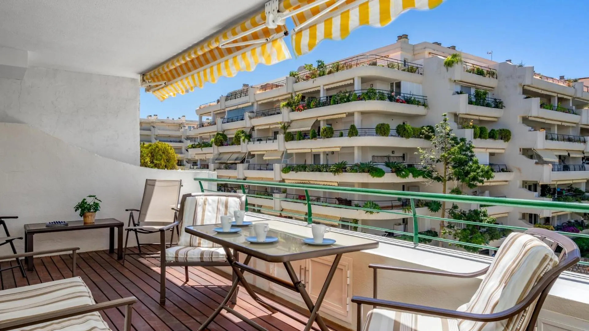 Apartment Campos De Guadalmina By Interhome マルベーリャ